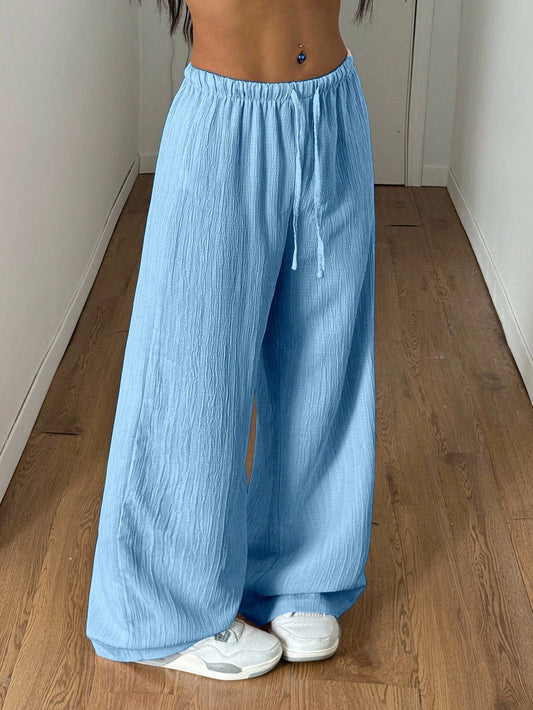 Pantalon large bleu ciel texturé taille cordon