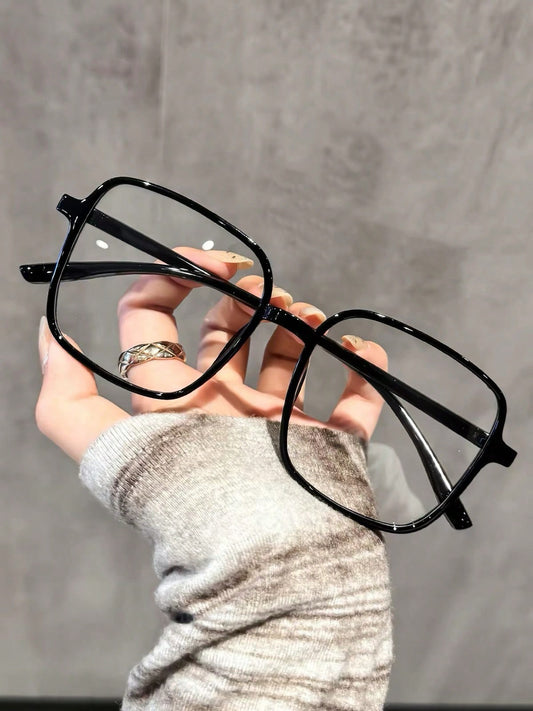 Lunettes à monture noire carrée oversize